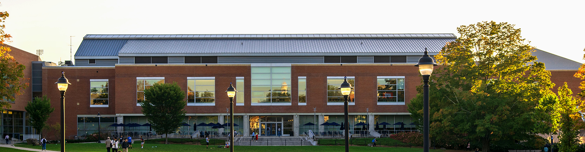 hero image - student union rear